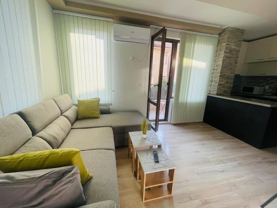Breeze Apartment بورغاس المظهر الخارجي الصورة